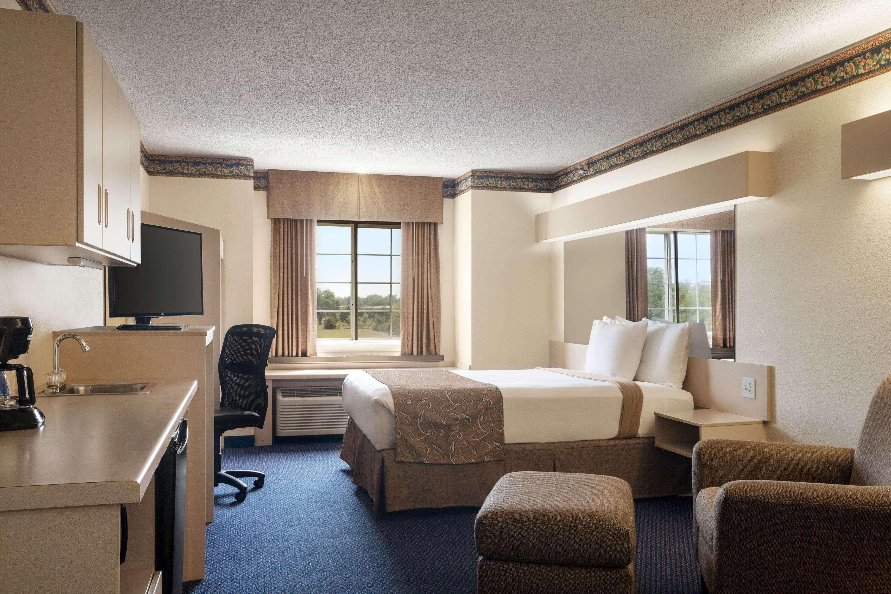 Travelodge By Wyndham Fort Scott Exteriér fotografie